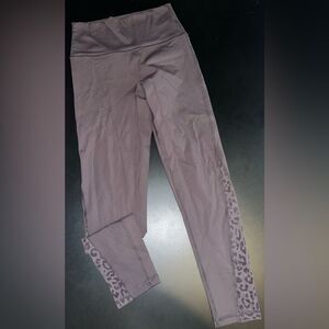 Aerie Offline Goals 7/8 Short Inseam Leopard Mesh Sided Leggings Size Medium EUC